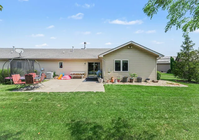 Photo 13 of Multi family home for sale at 9962 Hart St, Saint John, IN 46373 | MLS# 844860 | Listing updated on 2026-09-04