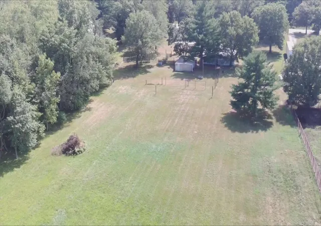 Photo 2 of Sale Pending at 828 15th Avenue Nw, De Motte, IN 46310 | MLS# 845150 | Listing updated on 2026-09-14