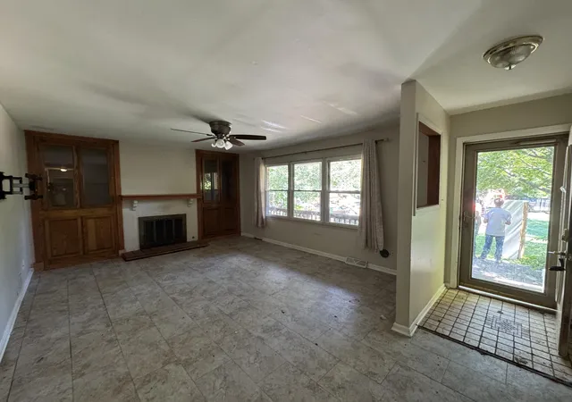 Photo 2 of Single family home for sale at 236 S 150 East, Valparaiso, IN 46383 | MLS# 844864 | Listing updated on 2026-09-05