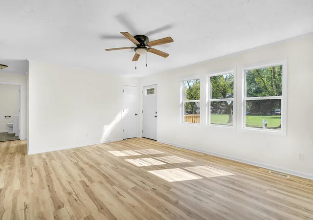 Photo 3 of Sale Pending at 326 S Melville St, Rensselaer, IN 47978 | MLS# 844843 | Listing updated on 2026-09-12