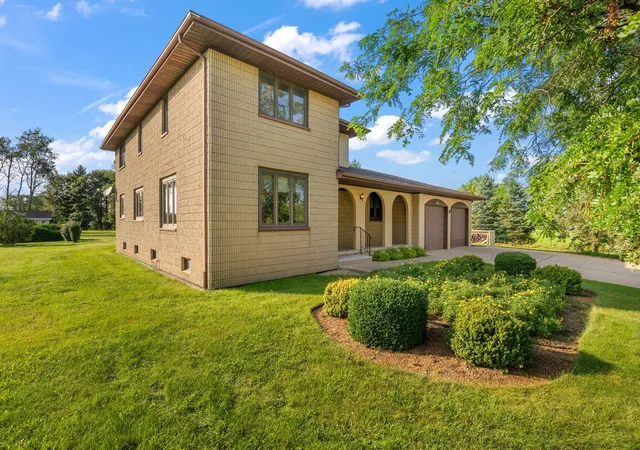 Photo 4 of Sale Pending at 11790 Linden St, Cedar Lake, IN 46303 | MLS# 844852 | Listing updated on 2026-09-24