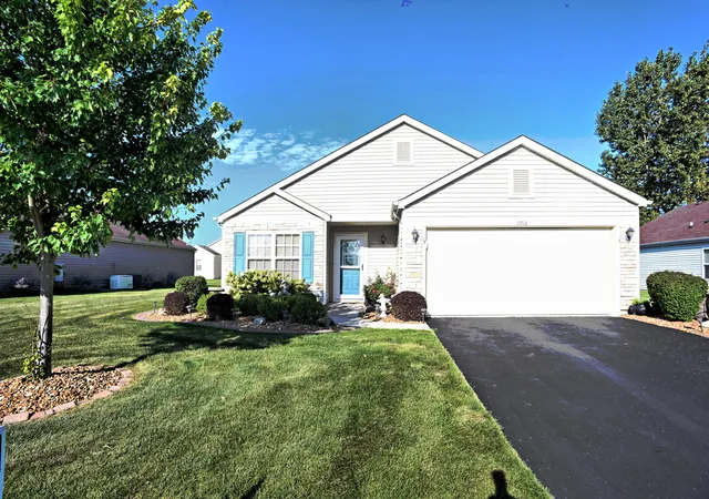 Photo 1 of Single family home for sale at 11712 Carolina St, Crown Point, IN 46307 | MLS# 844868 | Listing updated on 2026-09-05