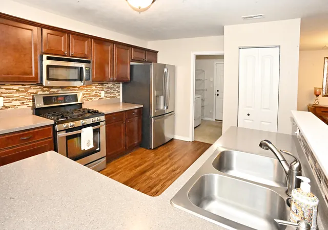 Photo 3 of Single family home for sale at 11712 Carolina St, Crown Point, IN 46307 | MLS# 844868 | Listing updated on 2026-09-05