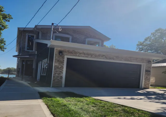 Photo 1 of Single family home for sale at 1308 Edgewater Beach Rd, Valparaiso, IN 46383 | MLS# 844944 | Listing updated on 2026-09-12