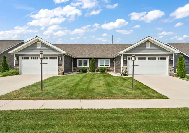 Photo 2 of Multi family home for sale at 14046 Nantucket Dr, Cedar Lake, IN 46303 | MLS# 844898 | Listing updated on 2026-09-30