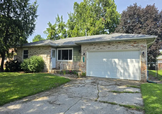 Photo 2 of Single family home for sale at 6190 Oglethorpe Ave, Portage, IN 46368 | MLS# 844994 | Listing updated on 2026-10-08
