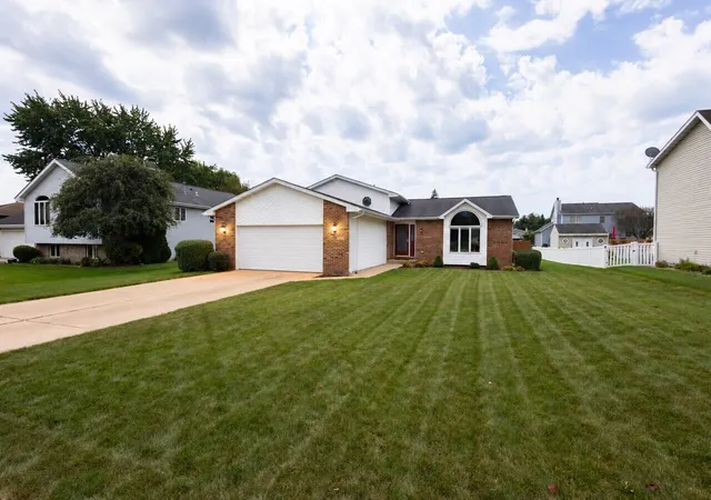 Photo 1 of Single family home for sale at 4931 Cardinal Ct, Schererville, IN 46375 | MLS# 844948 | Listing updated on 2026-09-22