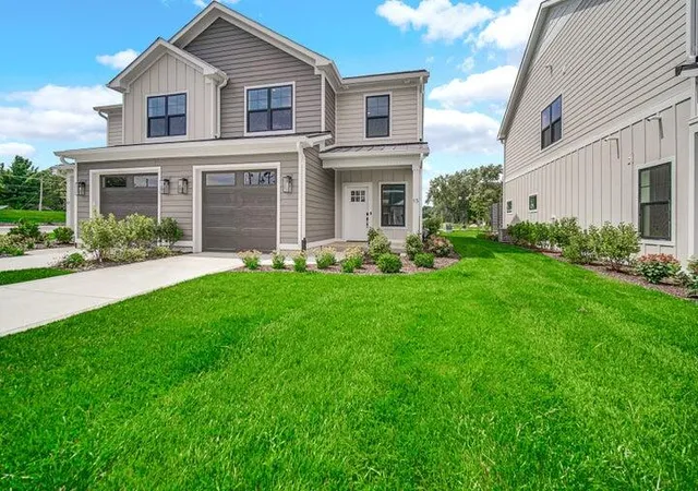 Photo 1 of Townhouse for sale at 18 Moorebrooke Rd, Michigan City, IN 46360 | MLS# 844958 | Listing updated on 2026-09-30