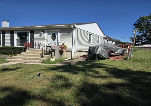 Photo 3 of Sale Pending at 6743 Idaho Ave, Hammond, IN 46323 | MLS# 844972 | Listing updated on 2026-09-28