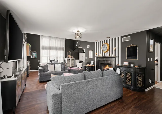 Photo 4 of Townhouse for sale at 3001 Winter Garden Dr, Valparaiso, IN 46385 | MLS# 845010 | Listing updated on 2026-09-21