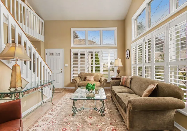 Photo 4 of Townhouse for sale at 255 Barbara Jean Dr, Schererville, IN 46375 | MLS# 845024 | Listing updated on 2026-10-07