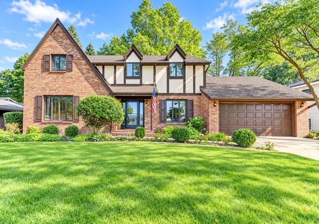 Photo 36 of Single family home for sale at 336 Friar Tuck Dr, Schererville, IN 46375 | MLS# 845352 | Listing updated on 2026-10-07