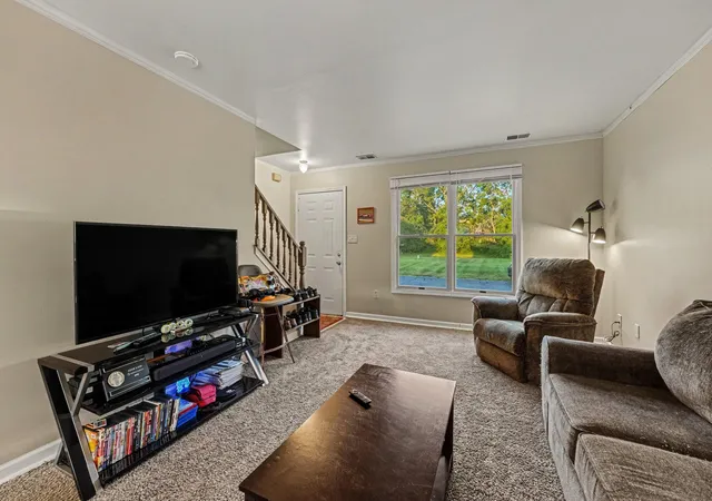 Photo 3 of Townhouse for sale at 1031 Windsor Ln, Dyer, IN 46311 | MLS# 845025 | Listing updated on 2026-09-25
