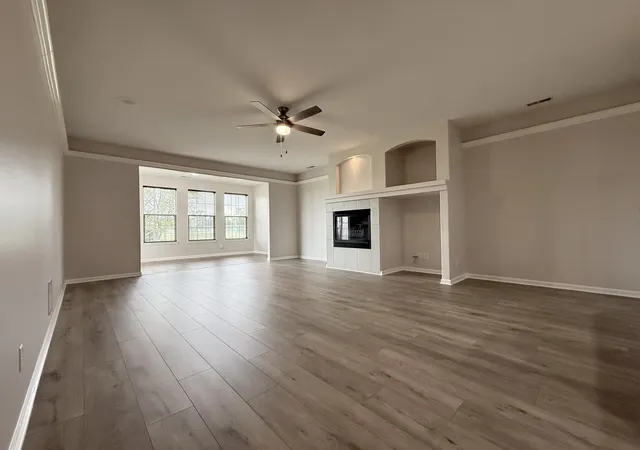Photo 3 of Sale Pending at 1416 Bohling Pl, Crown Point, IN 46307 | MLS# 845074 | Listing updated on 2026-09-29