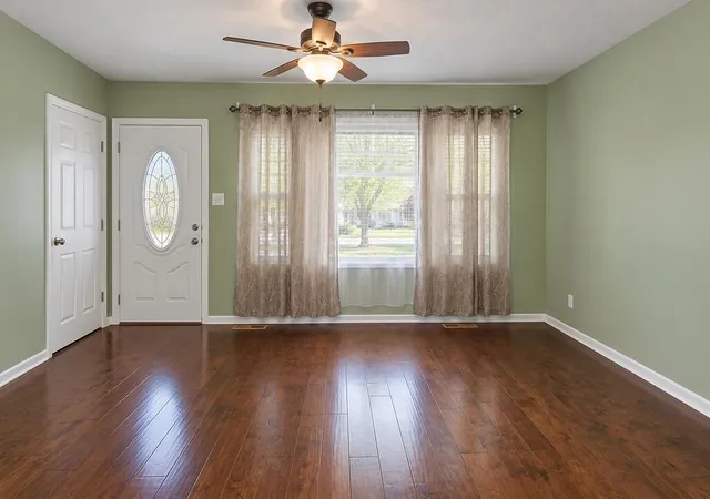 Photo 2 of Sale Pending at 1213 Farrand Ave, La Porte, IN 46350 | MLS# 845072 | Listing updated on 2026-09-14