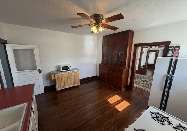 Photo 3 of Single family home for sale at 1708 Tower St, Chesterton, IN 46304 | MLS# 845440 | Listing updated on 2026-10-04