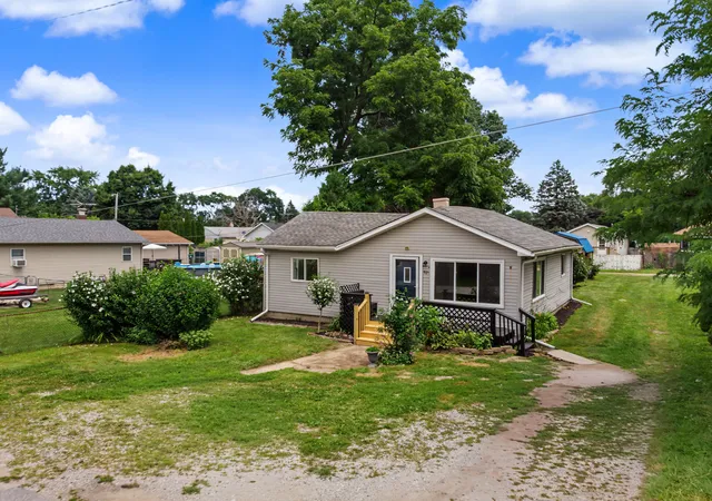 Single family home for sale at 921 A Fleming St, Hobart, IN 46342 | MLS# 845045