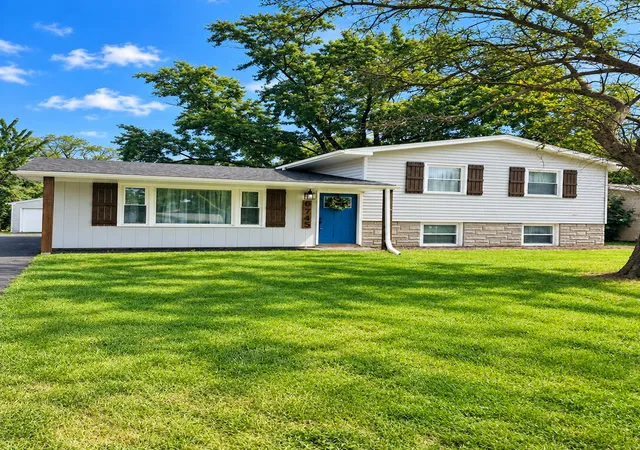 Photo 1 of Single family home for sale at 6745 Van Buren Pl, Merrillville, IN 46410 | MLS# 845048 | Listing updated on 2026-10-07