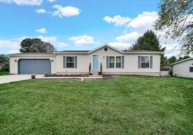 Photo 1 of Manufactured home for sale at 2041 N Coachlight Dr, La Porte, IN 46350 | MLS# 845865 | Listing updated on 2026-10-08