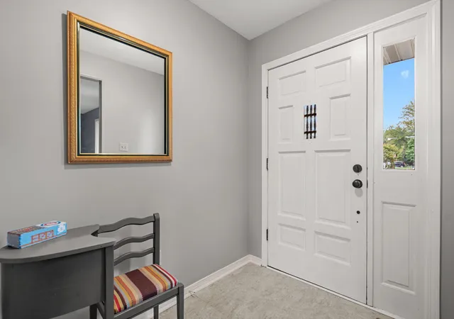 Photo 3 of Single family home for sale at 1117 E Greenwood Ave, Crown Point, IN 46307 | MLS# 845954 | Listing updated on 2026-09-29