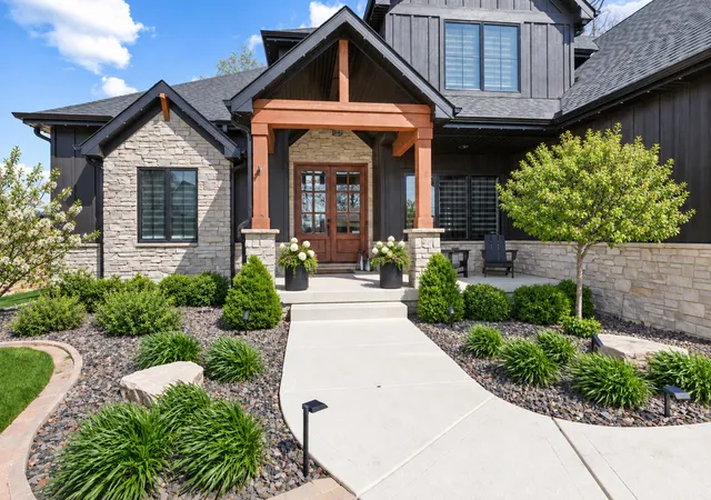 Photo 3 of Single family home for sale at 9609 Tall Grass Trl, Saint John, IN 46373 | MLS# 845188 | Listing updated on 2026-10-08