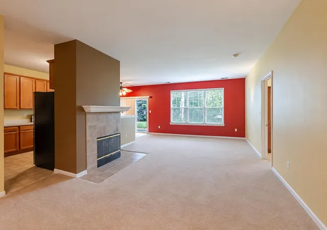Photo 3 of Townhouse for sale at 1358 Mackinaw Pl, Schererville, IN 46375 | MLS# 845219 | Listing updated on 2026-10-06