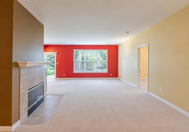 Photo 3 of Townhouse for sale at 1358 Mackinaw Pl, Schererville, IN 46375 | MLS# 845219 | Listing updated on 2026-10-06