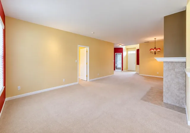 Photo 4 of Townhouse for sale at 1358 Mackinaw Pl, Schererville, IN 46375 | MLS# 845219 | Listing updated on 2026-10-06