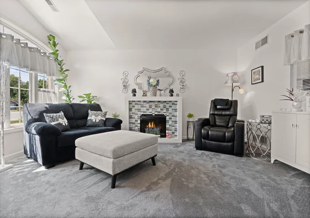 Photo 4 of Townhouse for sale at 3723 Sandalwood Dr, Highland, IN 46322 | MLS# 845250 | Listing updated on 2026-09-23