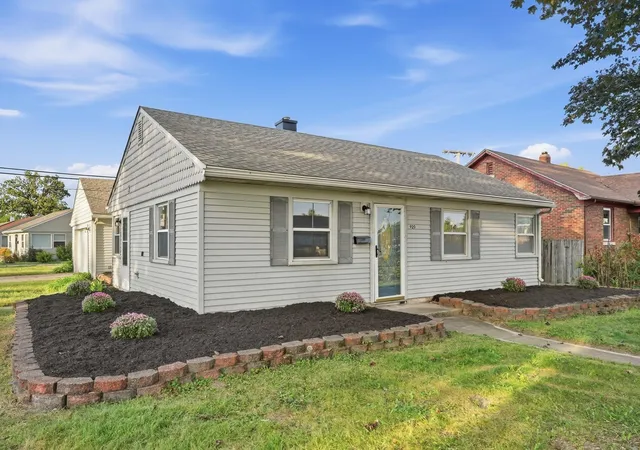 Photo 1 of Sale Pending at 920 W Old Ridge Rd, Hobart, IN 46342 | MLS# 845278 | Listing updated on 2026-09-19