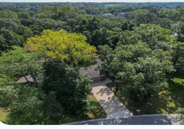 Photo 2 of Single family home for sale at 8647 Magnolia St, Saint John, IN 46373 | MLS# 845305 | Listing updated on 2026-10-09