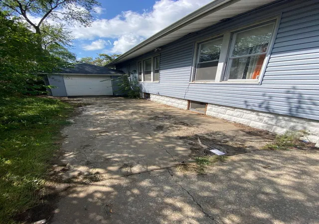 Photo 3 of Single family home for sale at 3886 Adams St, Gary, IN 46408 | MLS# 845324 | Listing updated on 2026-09-16