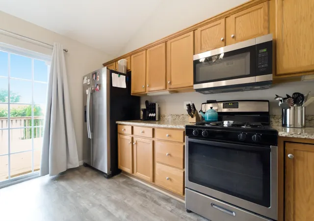 Photo 4 of Multi family home for sale at 1002 N Colfax St, Griffith, IN 46319 | MLS# 845310 | Listing updated on 2026-09-22