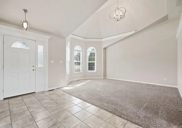 Photo 2 of Single family home for sale at 6828 Wallace St, Merrillville, IN 46410 | MLS# 845800 | Listing updated on 2026-09-25