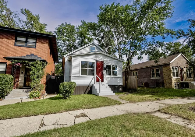 Photo 3 of Single family home for sale at 3731 Madison St, Gary, IN 46408 | MLS# 845996 | Listing updated on 2026-09-29
