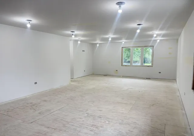 Photo 4 of Single family home for sale at 7202 E 83rd Avenue, Crown Point, IN 46307 | MLS# 845411 | Listing updated on 2026-09-20