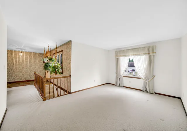 Photo 4 of Single family home for sale at 2633 N Stuyvesant Ln, La Porte, IN 46350 | MLS# 845598 | Listing updated on 2026-09-21