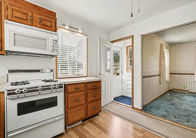 Photo 4 of Single family home for sale at 2703 Greenwood Ave, Trail Creek, IN 46360 | MLS# 845729 | Listing updated on 2026-09-23