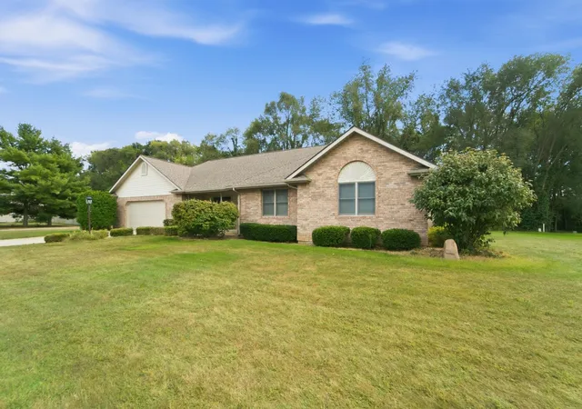 Photo 3 of Sale Pending at 26366 Hummingbird Dr, South Bend, IN 46619 | MLS# 845434 | Listing updated on 2026-09-20