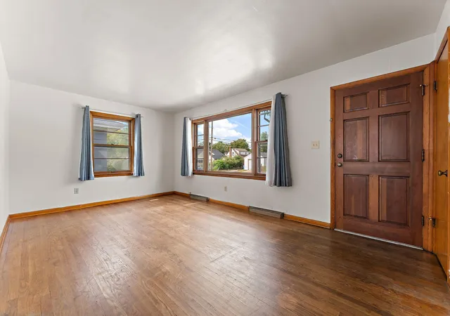 Photo 4 of Single family home for sale at 346 N Harvey St, Griffith, IN 46319 | MLS# 845672 | Listing updated on 2026-09-21