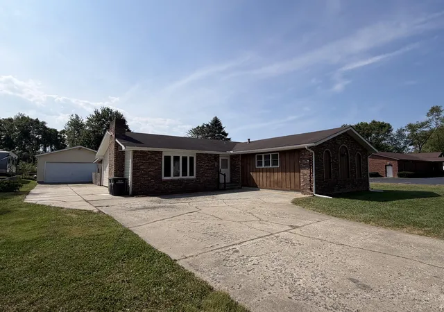 Photo 1 of Single family home for sale at 7079 Lenburg Rd, Portage, IN 46368 | MLS# 845401 | Listing updated on 2026-09-23
