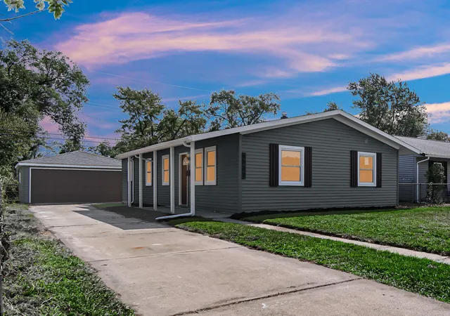 Photo 1 of Single family home for sale at 6627 New Hampshire Ave, Hammond, IN 46323 | MLS# 845431 | Listing updated on 2026-09-25
