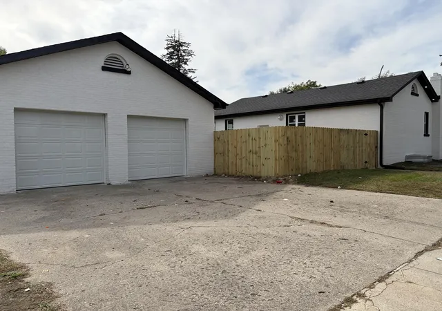 Photo 4 of Single family home for sale at 4401 Washington St, Gary, IN 46408 | MLS# 846670 | Listing updated on 2026-10-10
