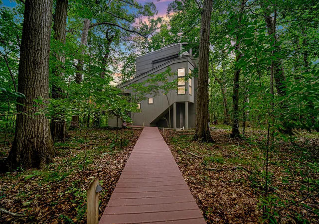 Photo 1 of Single family home for sale at 69 Tryon Farm Ln, Michigan City, IN 46360 | MLS# 845902 | Listing updated on 2026-09-25