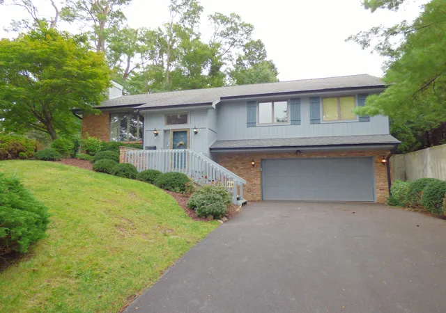 Photo 1 of Single family home for sale at 353 Devon Rd, Valparaiso, IN 46385 | MLS# 845739 | Listing updated on 2026-09-23