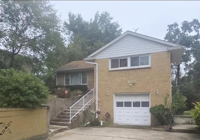 Photo 1 of Single family home for sale at 1750 W 48th Place, Gary, IN 46408 | MLS# 845568 | Listing updated on 2026-09-25