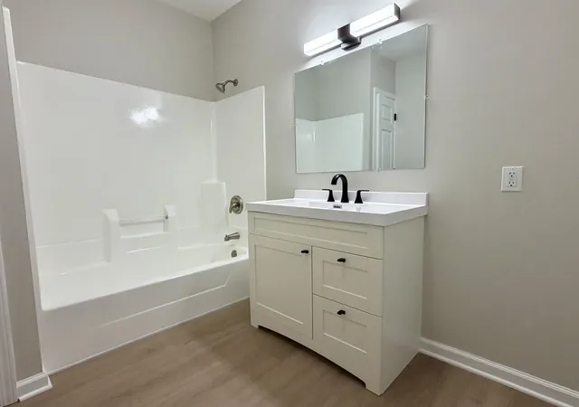 Photo 4 of Single family home for sale at 215 E 10th Street, Michigan City, IN 46360 | MLS# 845519 | Listing updated on 2026-09-18