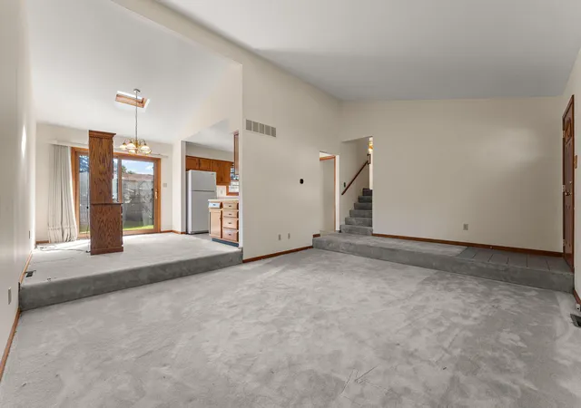 Photo 4 of Sale Pending at 7465 Grant St, Merrillville, IN 46410 | MLS# 846126 | Listing updated on 2026-10-04
