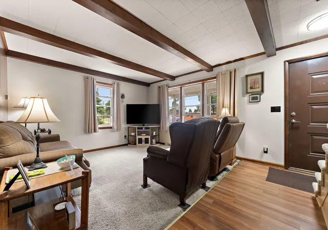 Photo 4 of Single family home for sale at 1703 E Glendale Blvd, Valparaiso, IN 46383 | MLS# 845626 | Listing updated on 2026-09-20