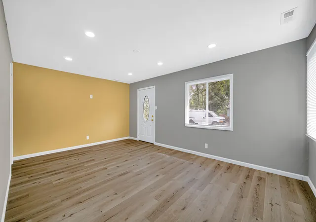 Photo 3 of Sale Pending at 840 Pierce St, Gary, IN 46402 | MLS# 845627 | Listing updated on 2026-09-23